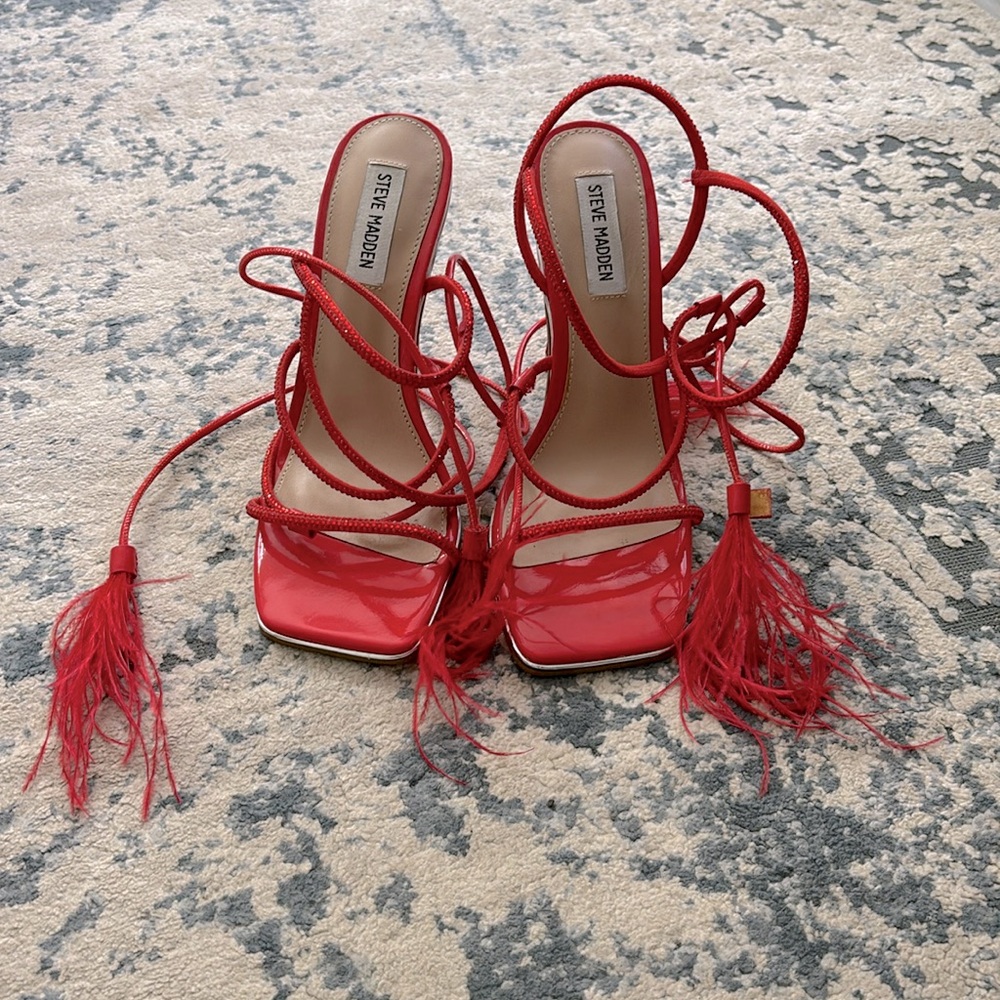 Use Red Steve Madden heels
